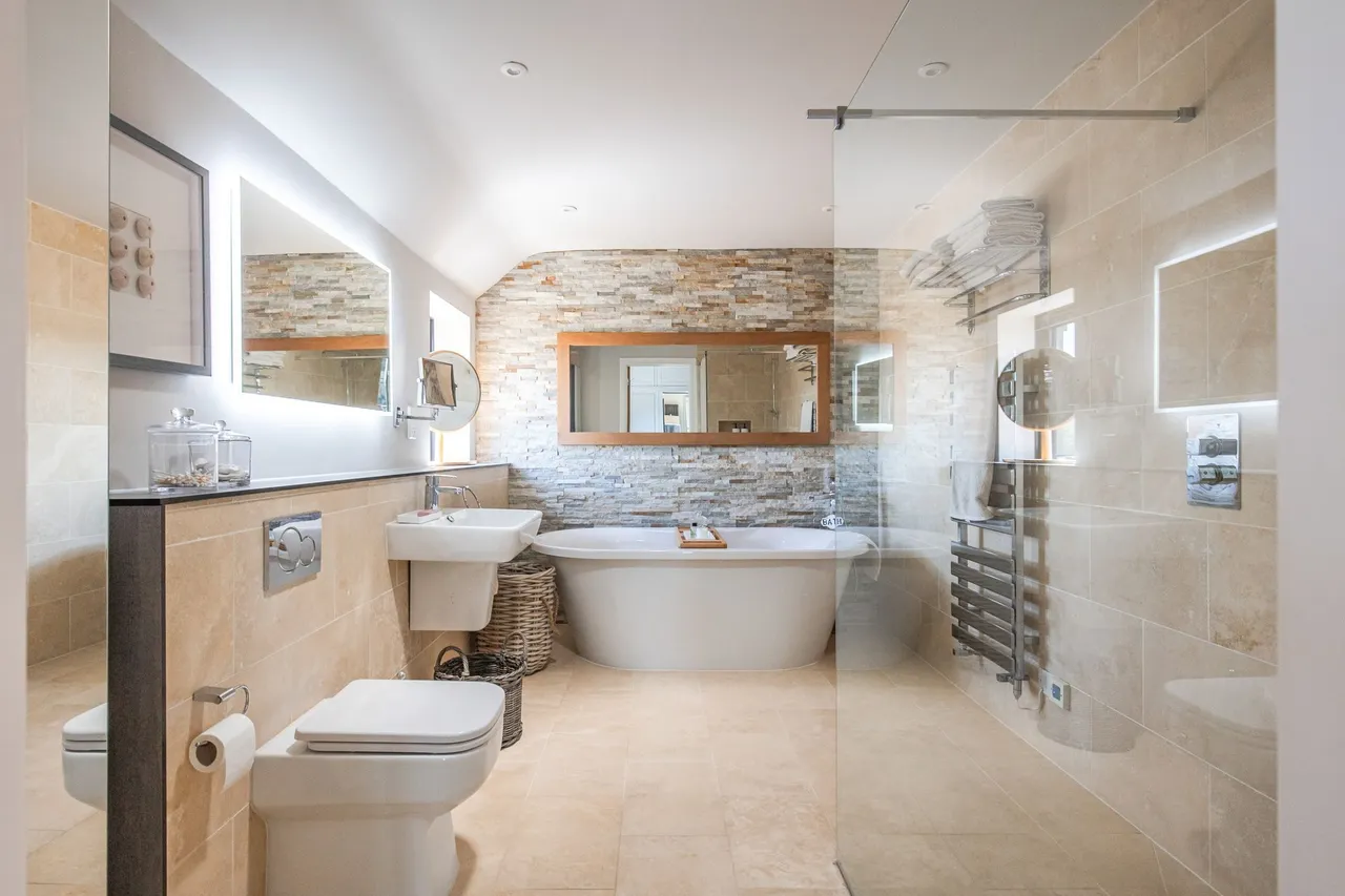 Large Family Home with Incredible Fie, photo 14