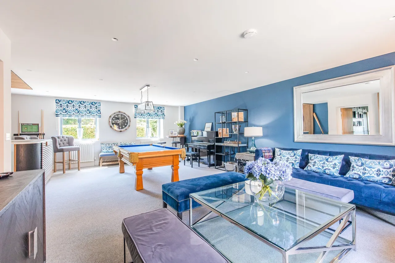 Large Family Home with Incredible Fie, photo 7