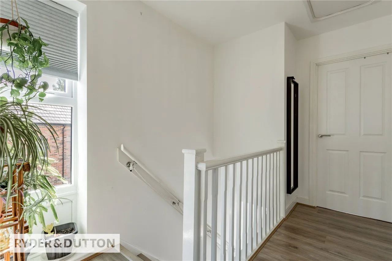 Kersal Drive, Middleton, M24, photo 18