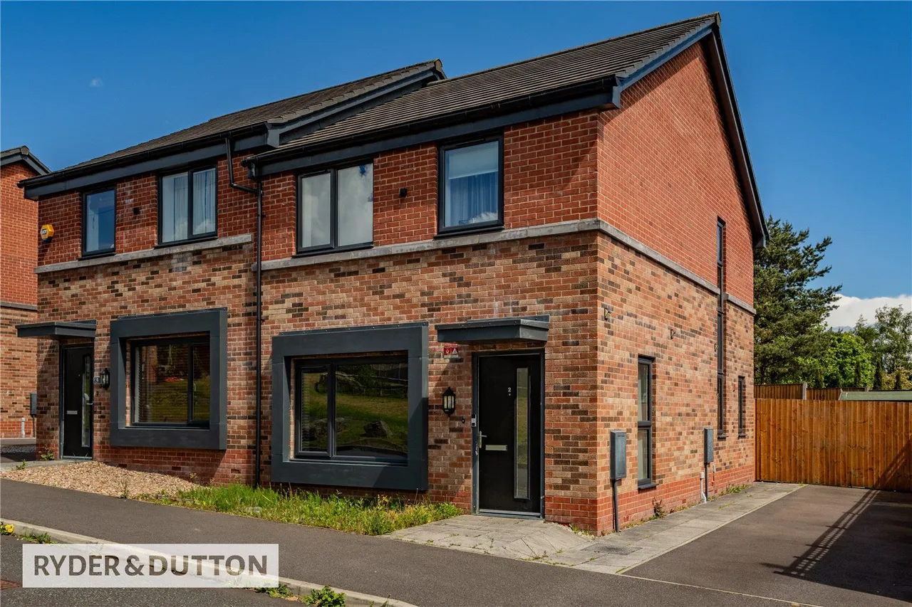 3 bed house for sale, Kersal Drive, Middleton, M24