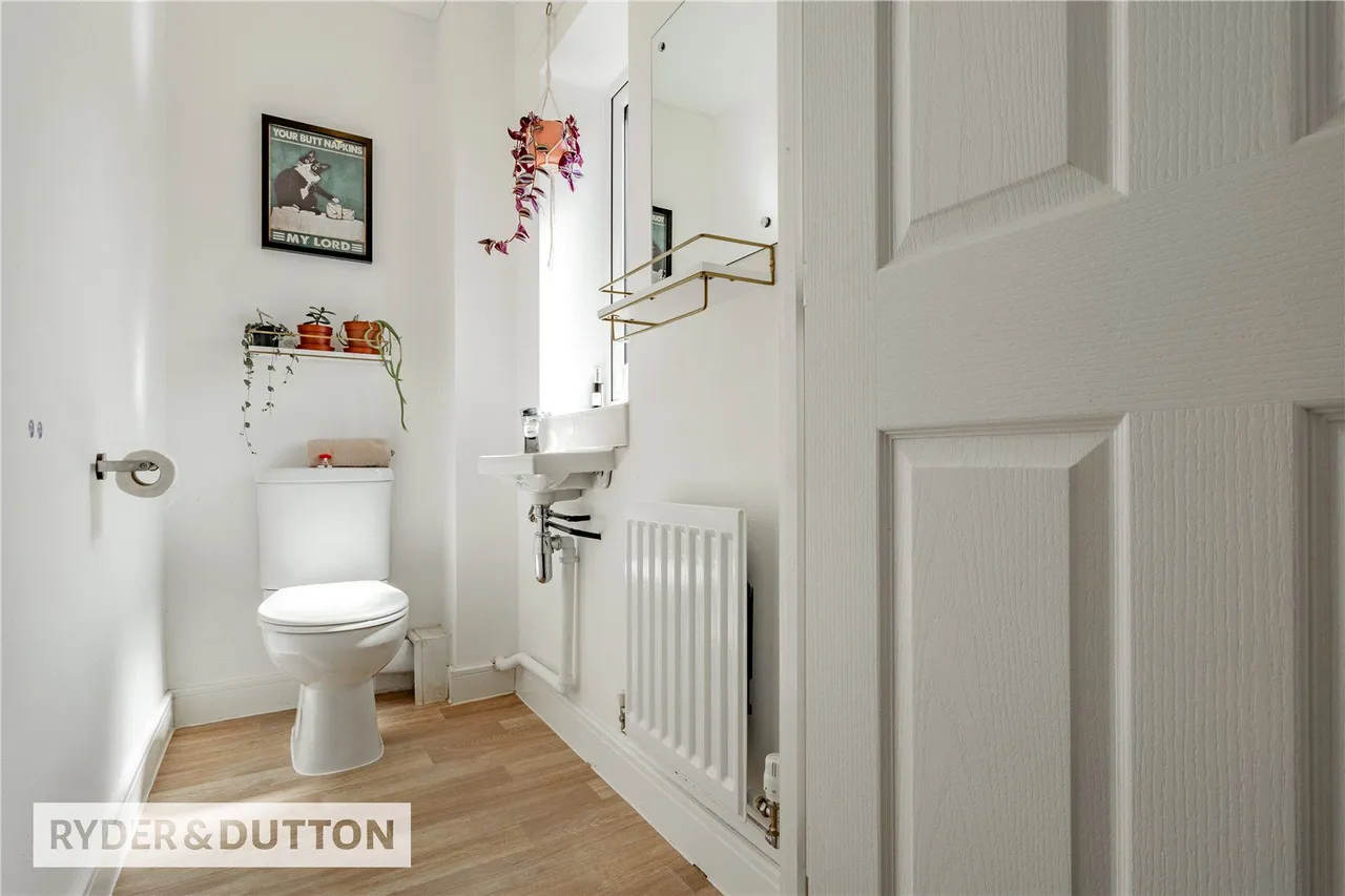 Kersal Drive, Middleton, M24, photo 19