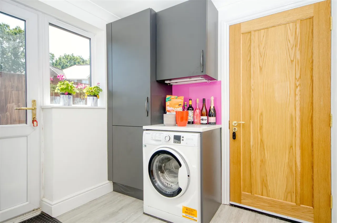 Kenilworth Gardens, West End, Southampton, SO30 3RE, photo 8