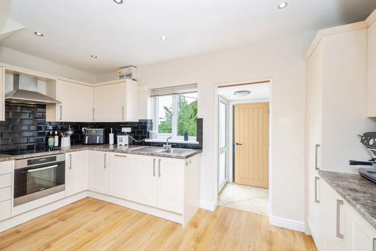 Bromfield Crescent, Truro, TR2, photo 2