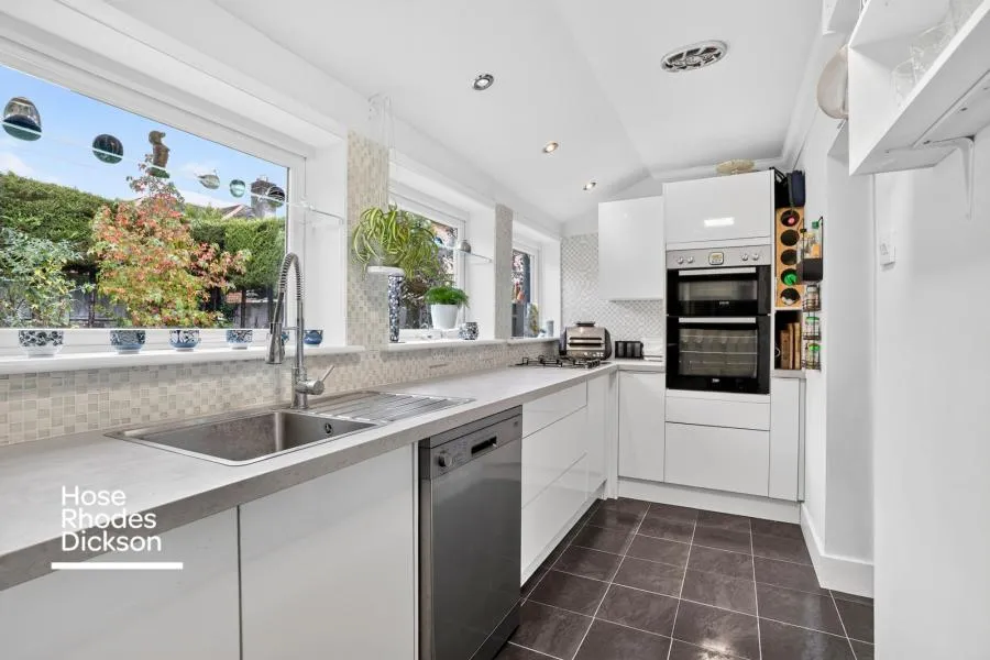 Landguard Road, Shanklin, PO37, photo 4