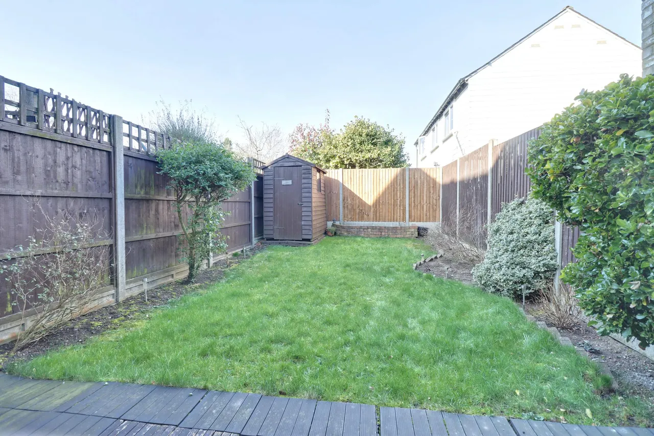 Beehive Court, Hatfield Heath, CM22, photo 11