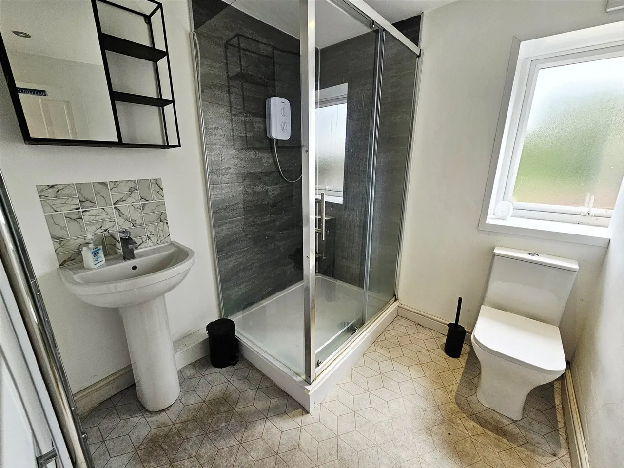 Sidney Terrace, Lancaster, LA1, photo 12