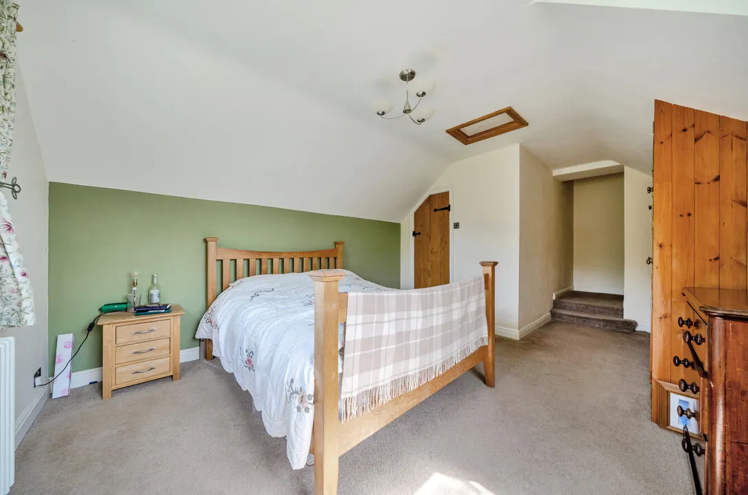 House with Annexe and Land, Adleymoor, Craven Arms, photo 9
