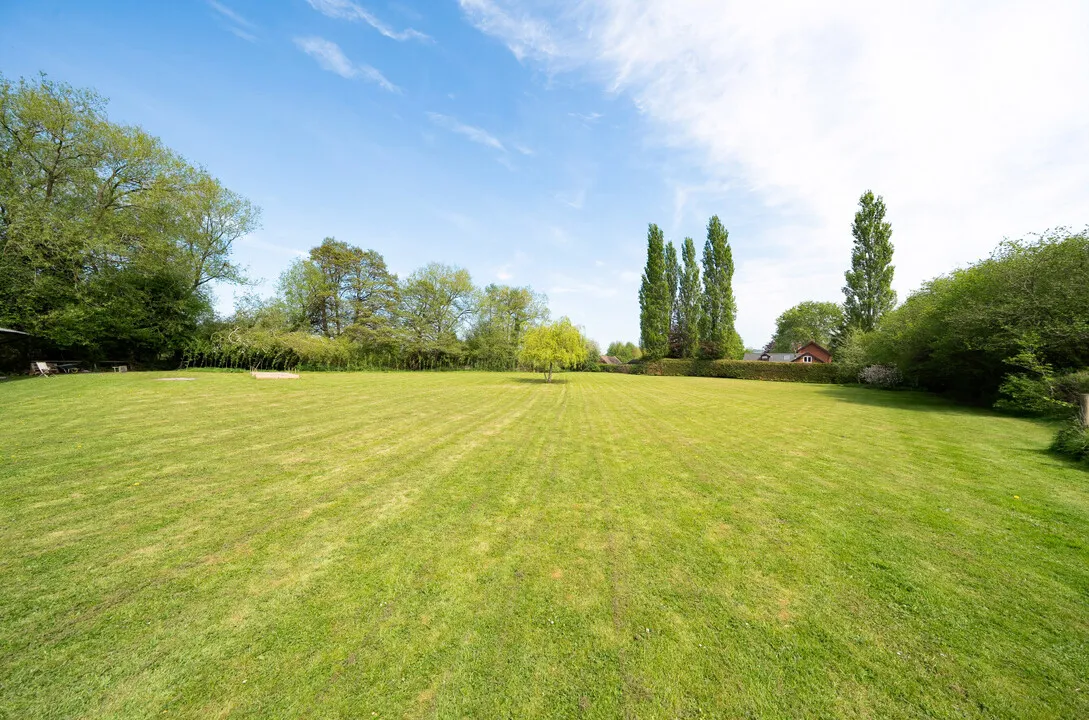 House with Annexe and Land, Adleymoor, Craven Arms, photo 52