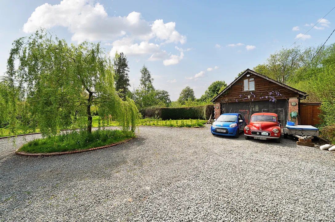 House with Annexe and Land, Adleymoor, Craven Arms, photo 45