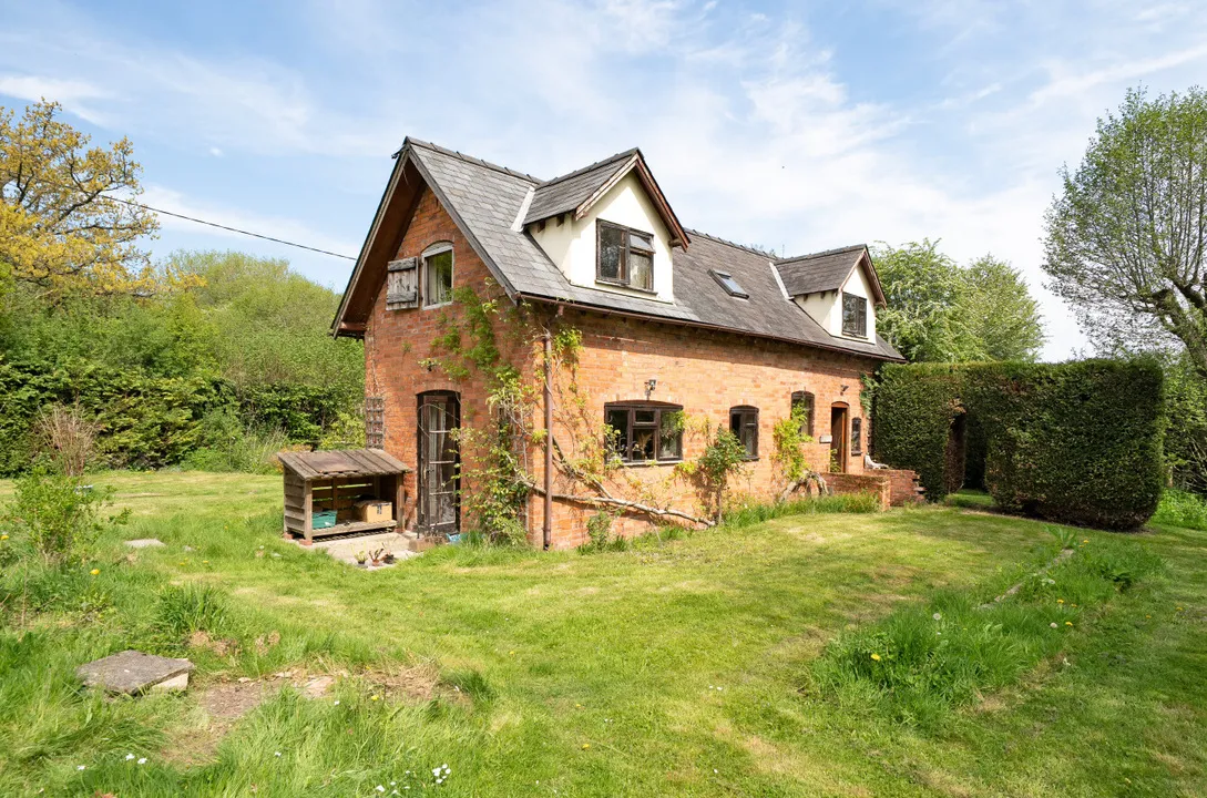 House with Annexe and Land, Adleymoor, Craven Arms, photo 53