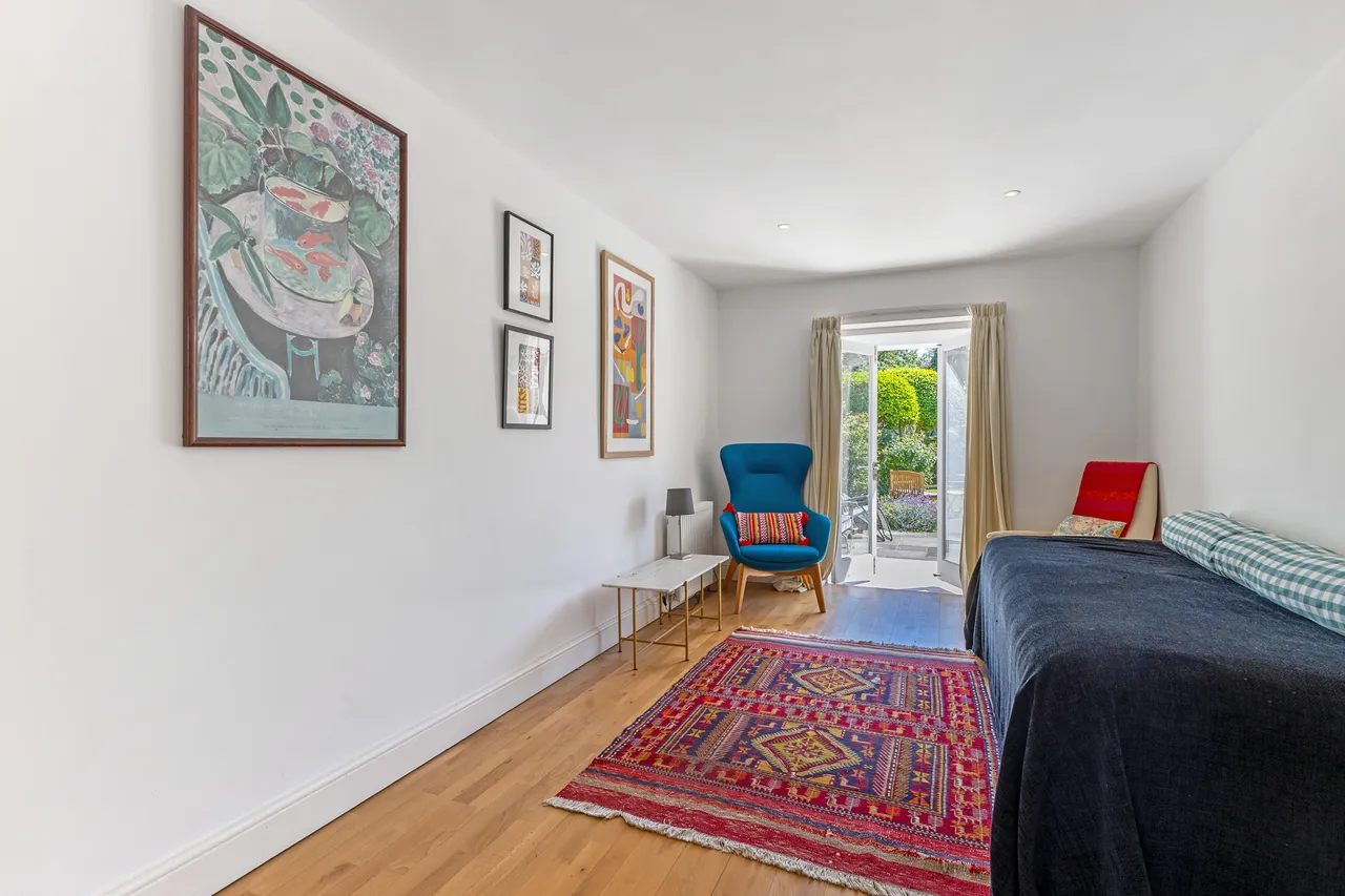 Adelaide Road, Teddington, TW11, photo 14