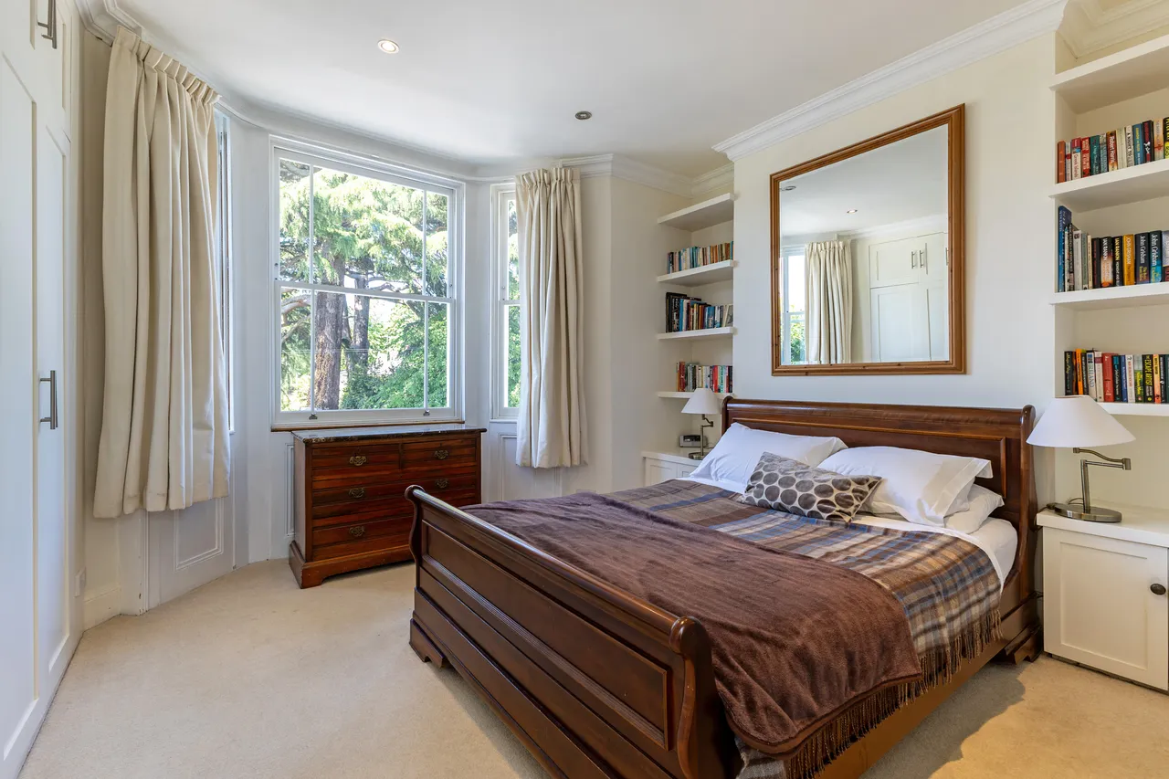 Adelaide Road, Teddington, TW11, photo 12