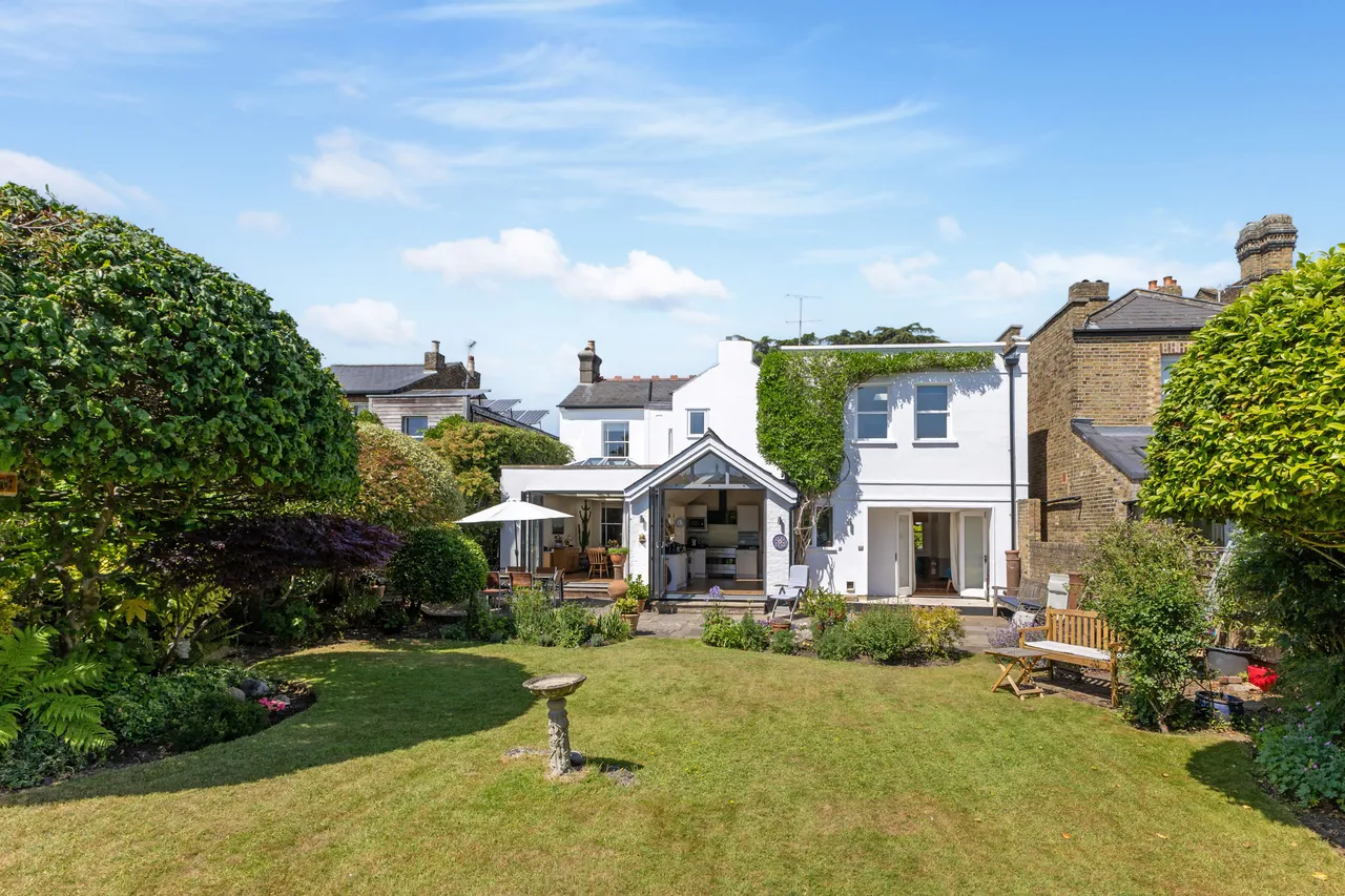 Adelaide Road, Teddington, TW11, photo 15