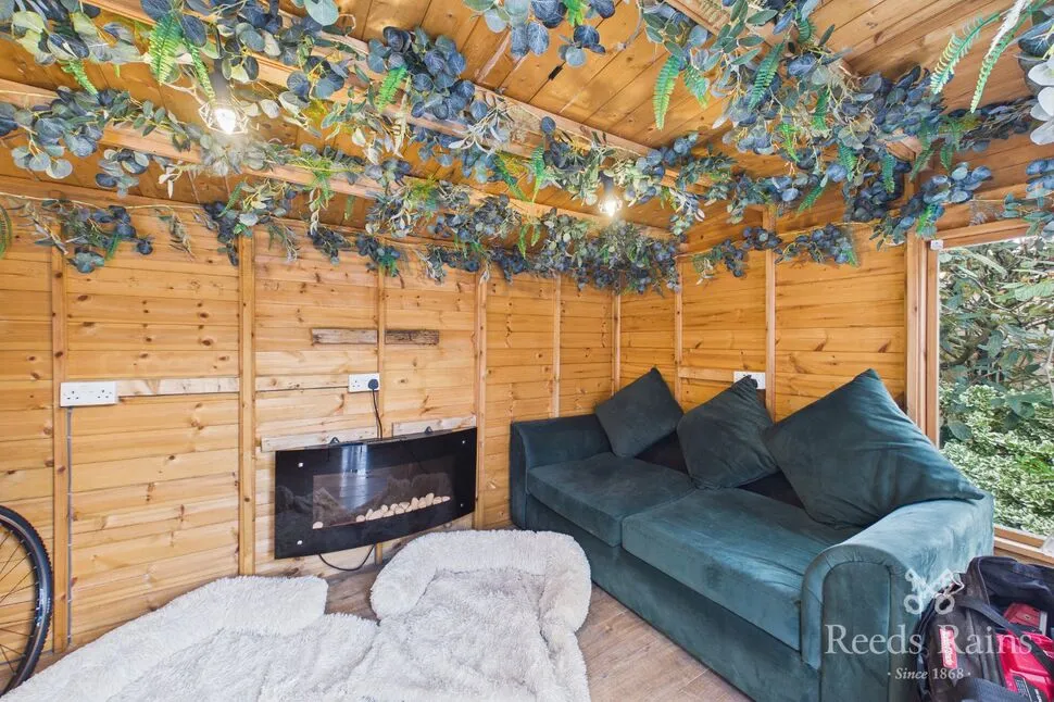 Burns Drive, Rhyl, LL18, photo 15