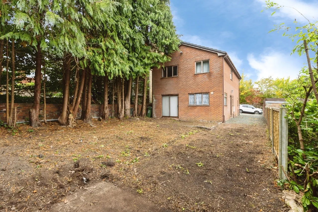 Brynisa Road, Brynteg, LL11, photo 20
