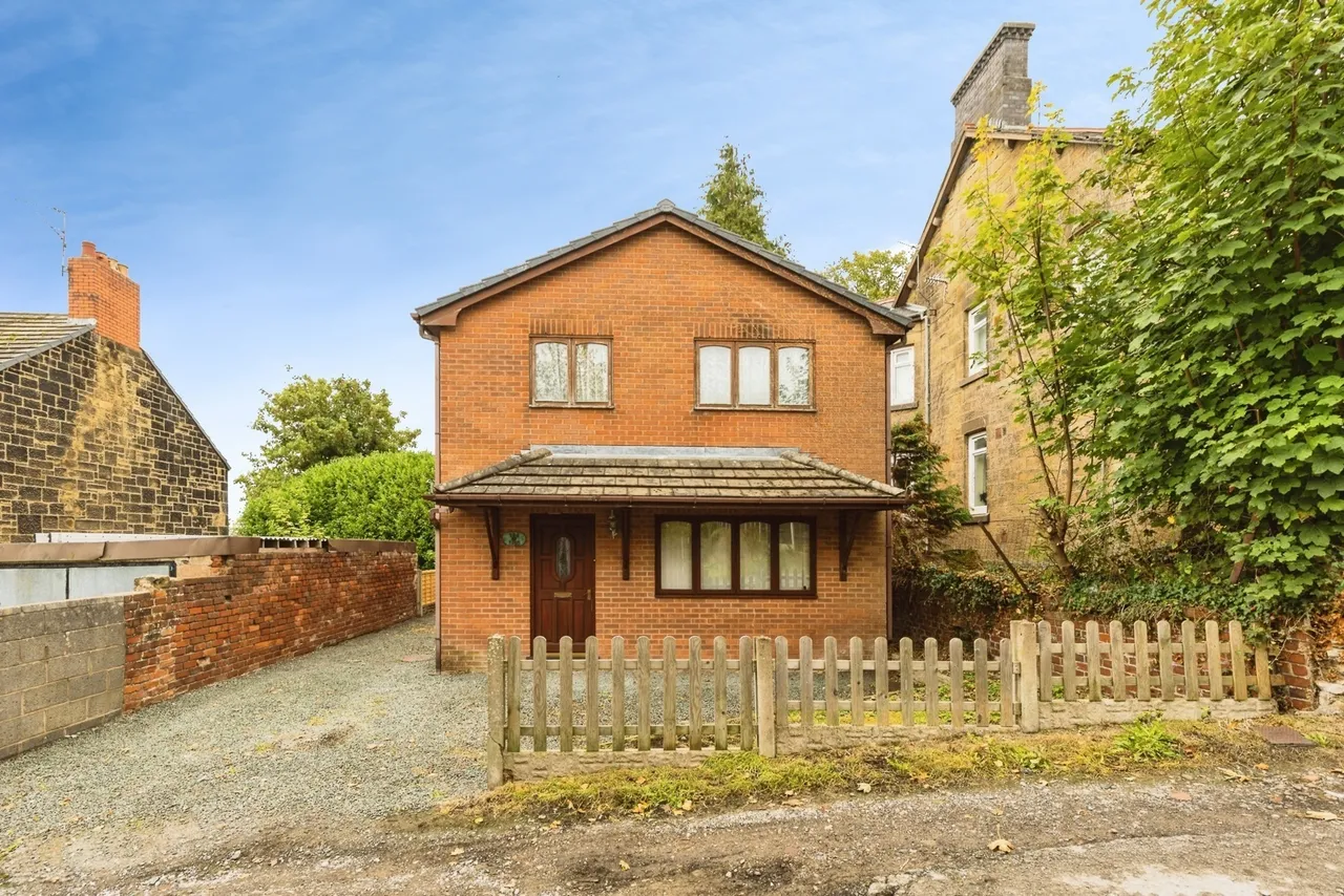 Brynisa Road, Brynteg, LL11, photo 21