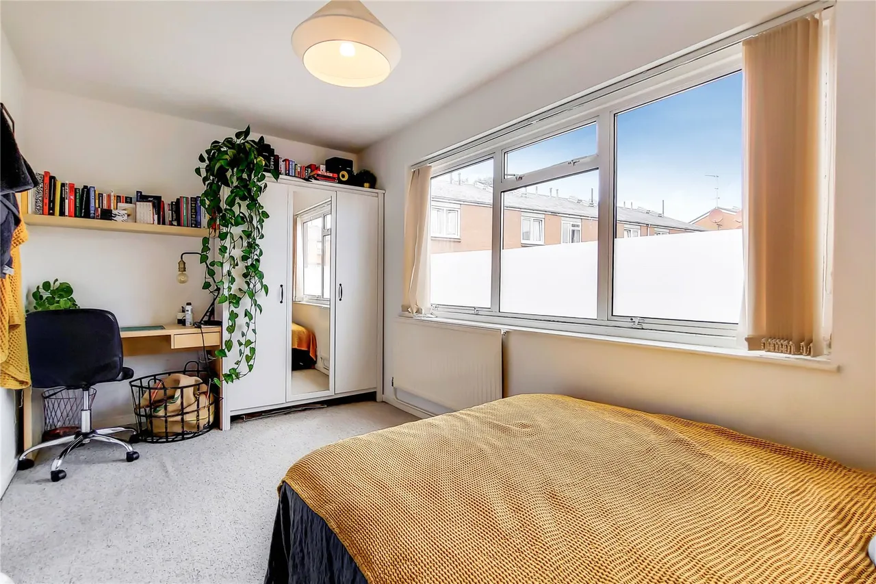 Thornbury Close, London, N16, photo 8