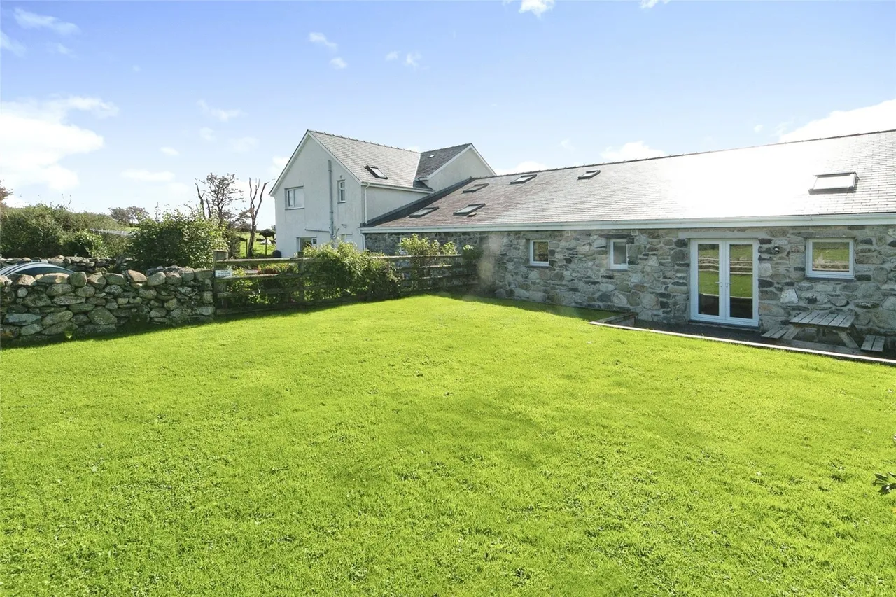 Llangybi, Pwllheli, LL53, photo 35
