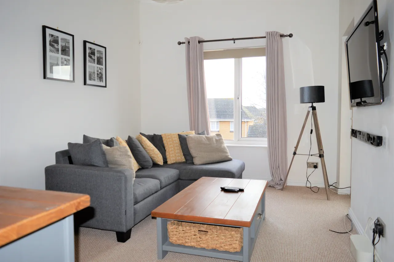 2 bed flat to rent, Poseidon Court, IG11