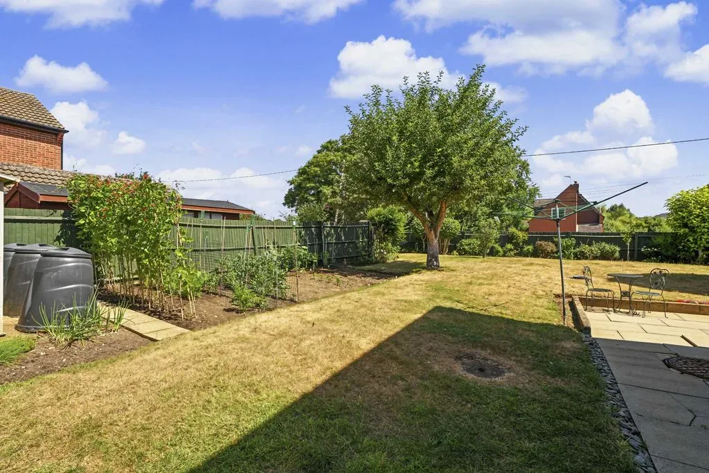 Chesterfield Crescent, Wing, Leighton Buzzard, Bedfordshire, LU7 0TW, photo 20