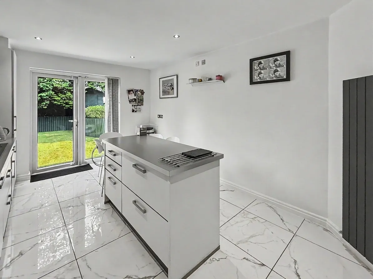 The Spinney, Whitefield, M45, photo 7