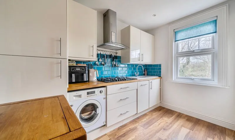 Caenwood Road, Ashtead, KT21, photo 4