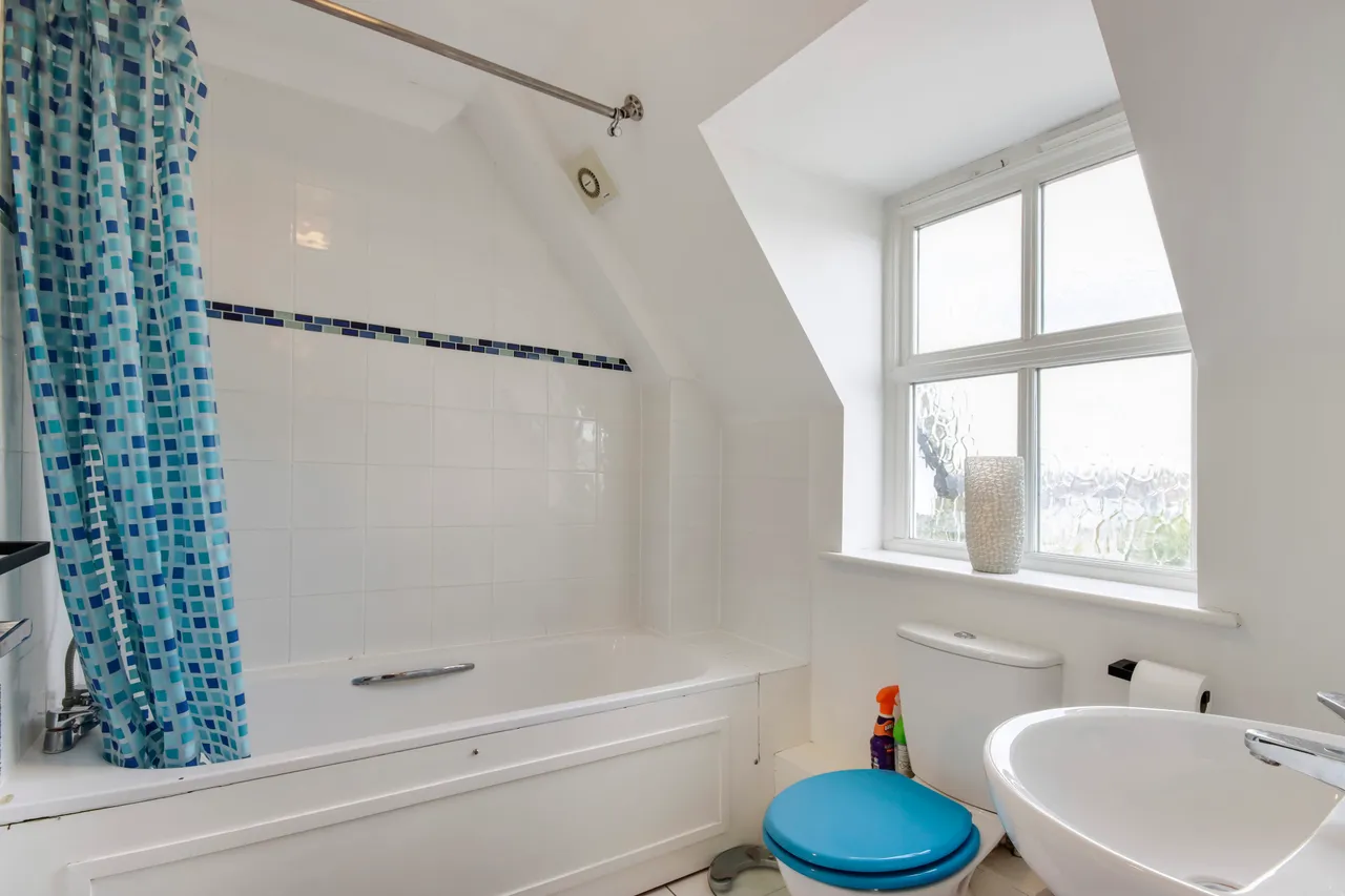 Charles Street, Southborough, Kent, TN4 0DS, photo 17