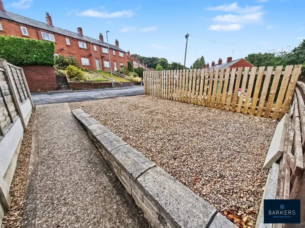 Oakview Terrace, Birstall WF17 0BZ, photo 12