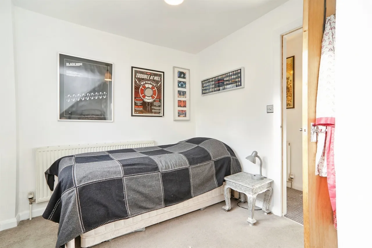New Street, Farsley, LS28, photo 9