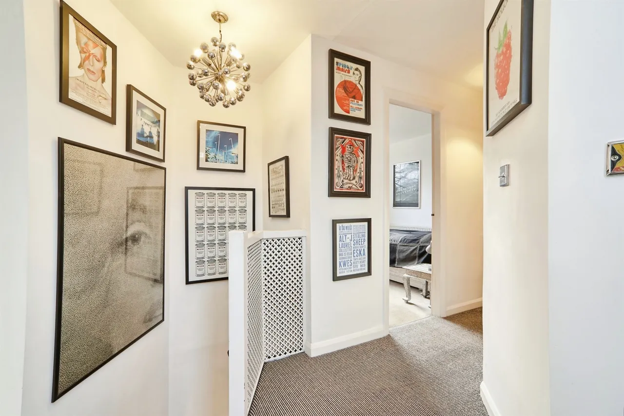 New Street, Farsley, LS28, photo 11
