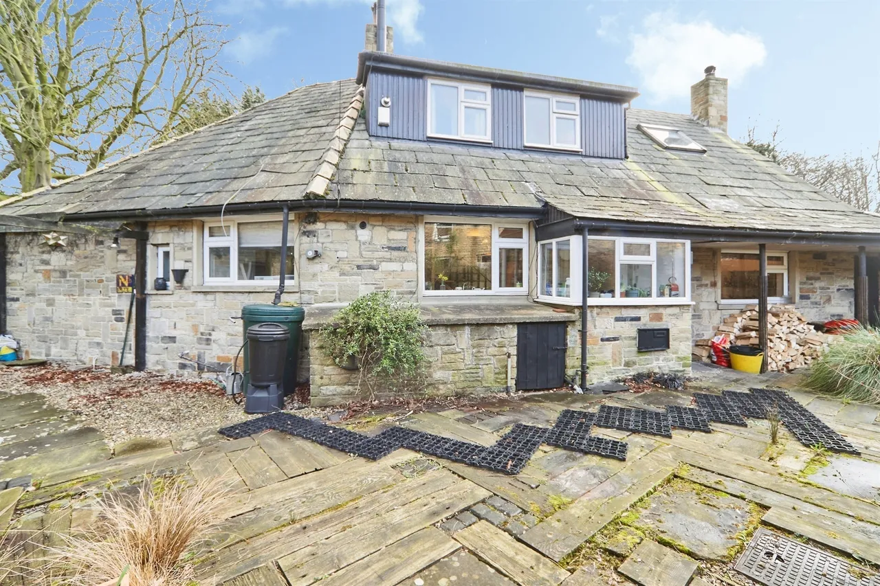 New Street, Farsley, LS28, photo 13