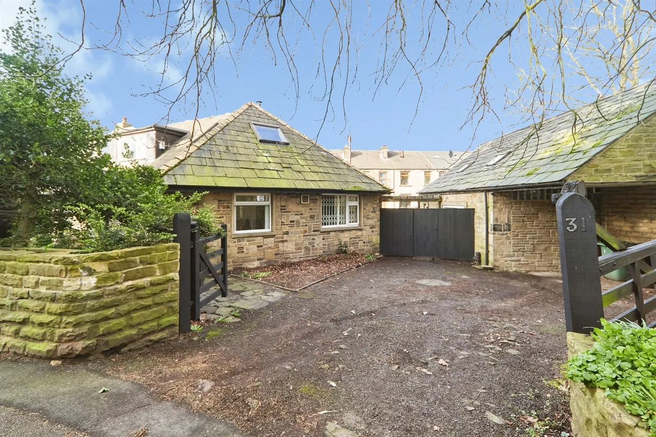 New Street, Farsley, LS28, photo 14