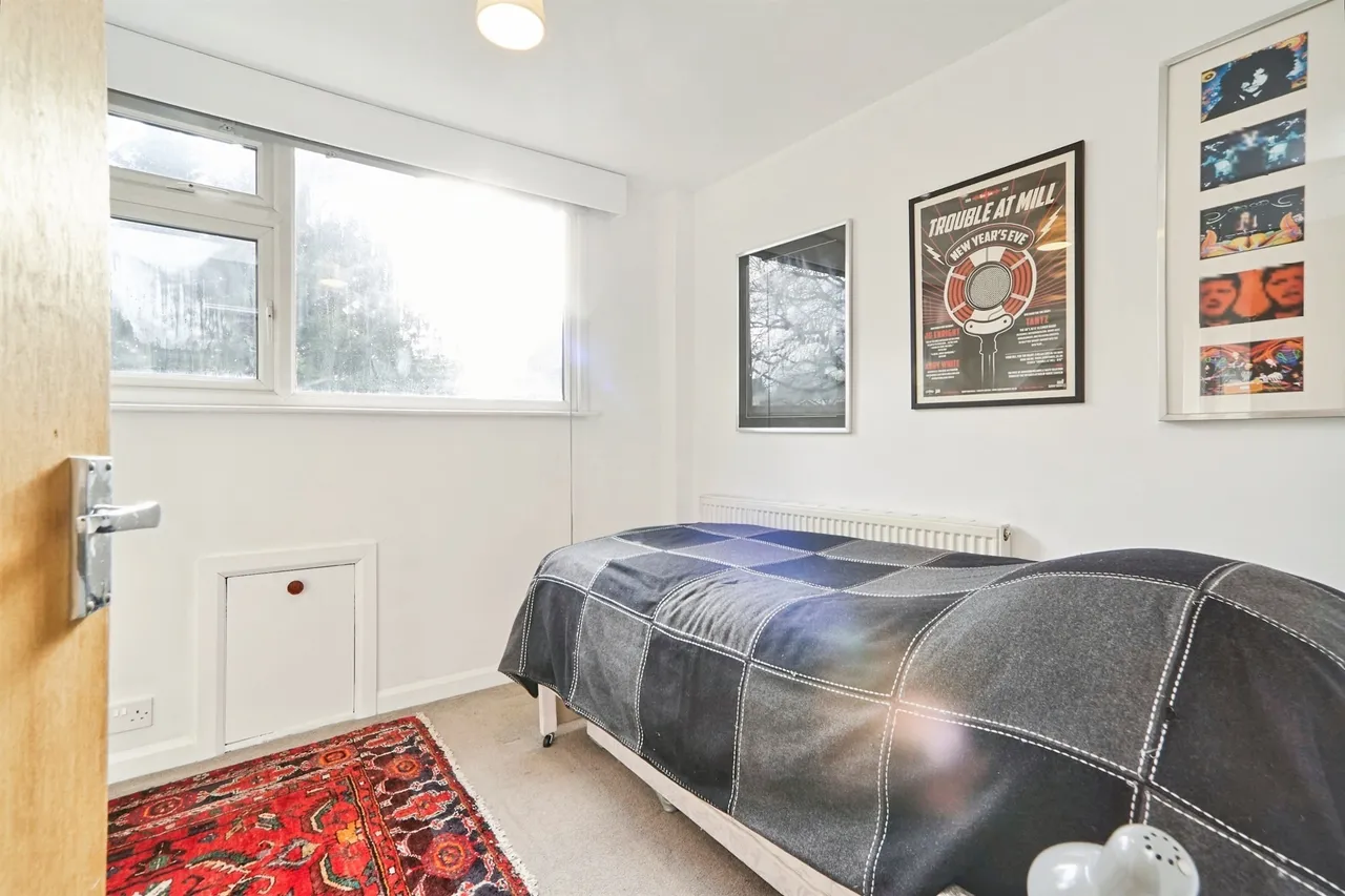 New Street, Farsley, LS28, photo 15