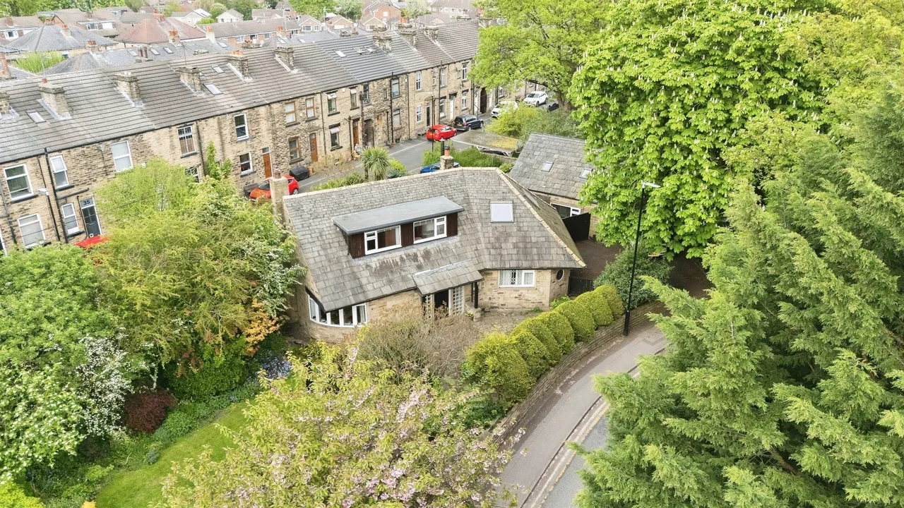 New Street, Farsley, LS28, photo 6