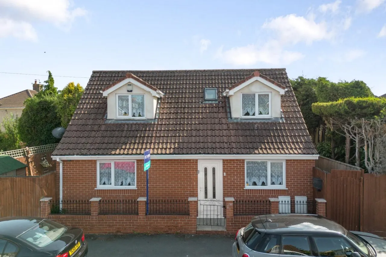 2 bed house for sale — Cranleigh Road, Whitchurch, Bristol