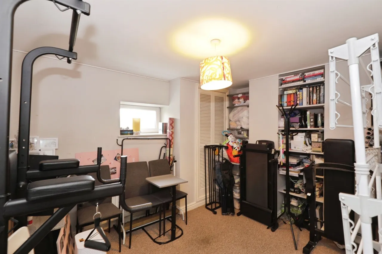 Bachelor Gardens, Harrogate, HG1, photo 11
