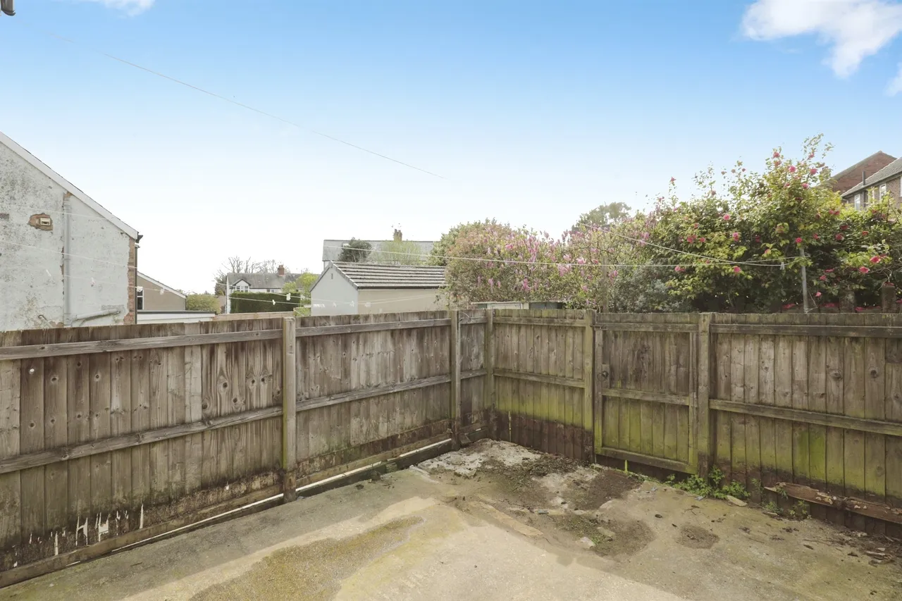 Bachelor Gardens, Harrogate, HG1, photo 12