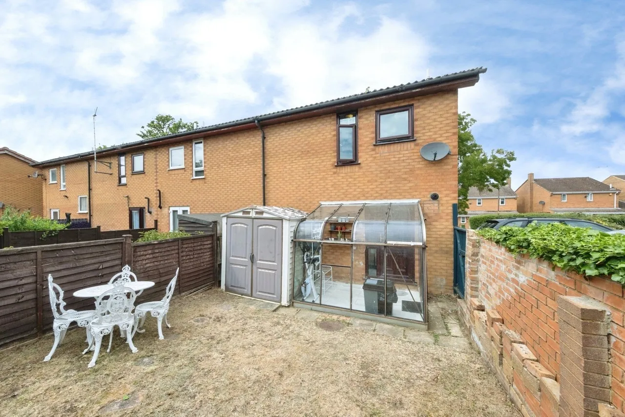 The Boundary, Oldbrook, MK6, photo 16