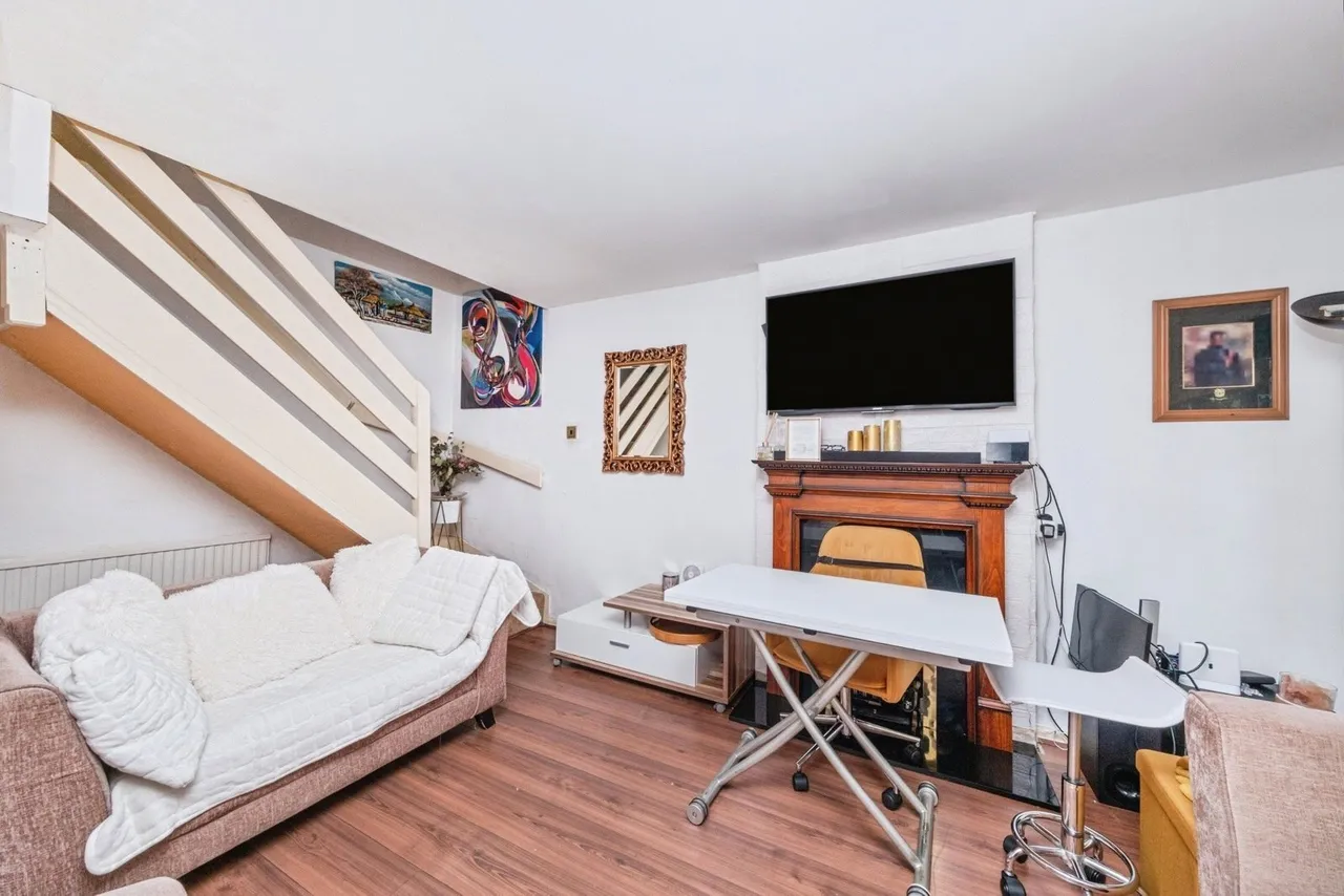 The Boundary, Oldbrook, MK6, photo 12