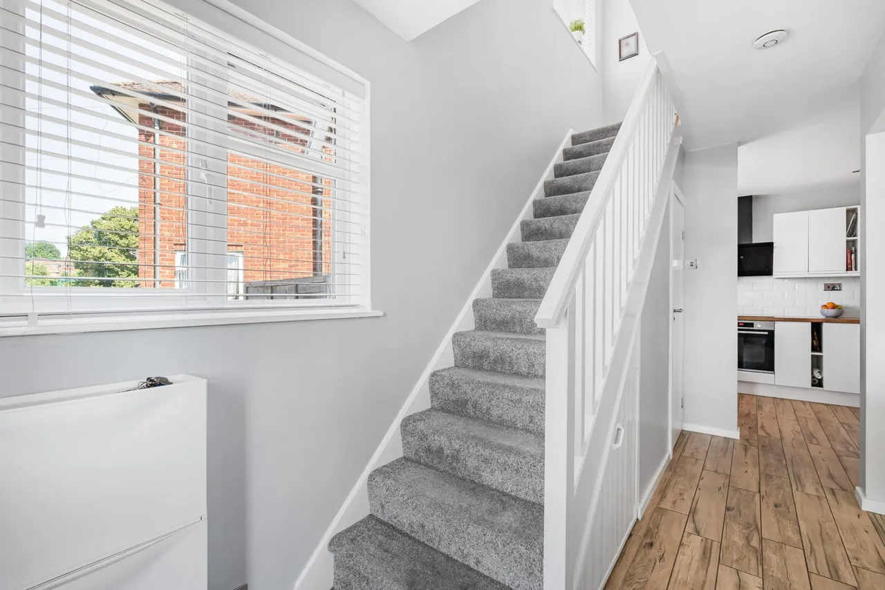 Hillary Road, High Wycombe, HP13, photo 8