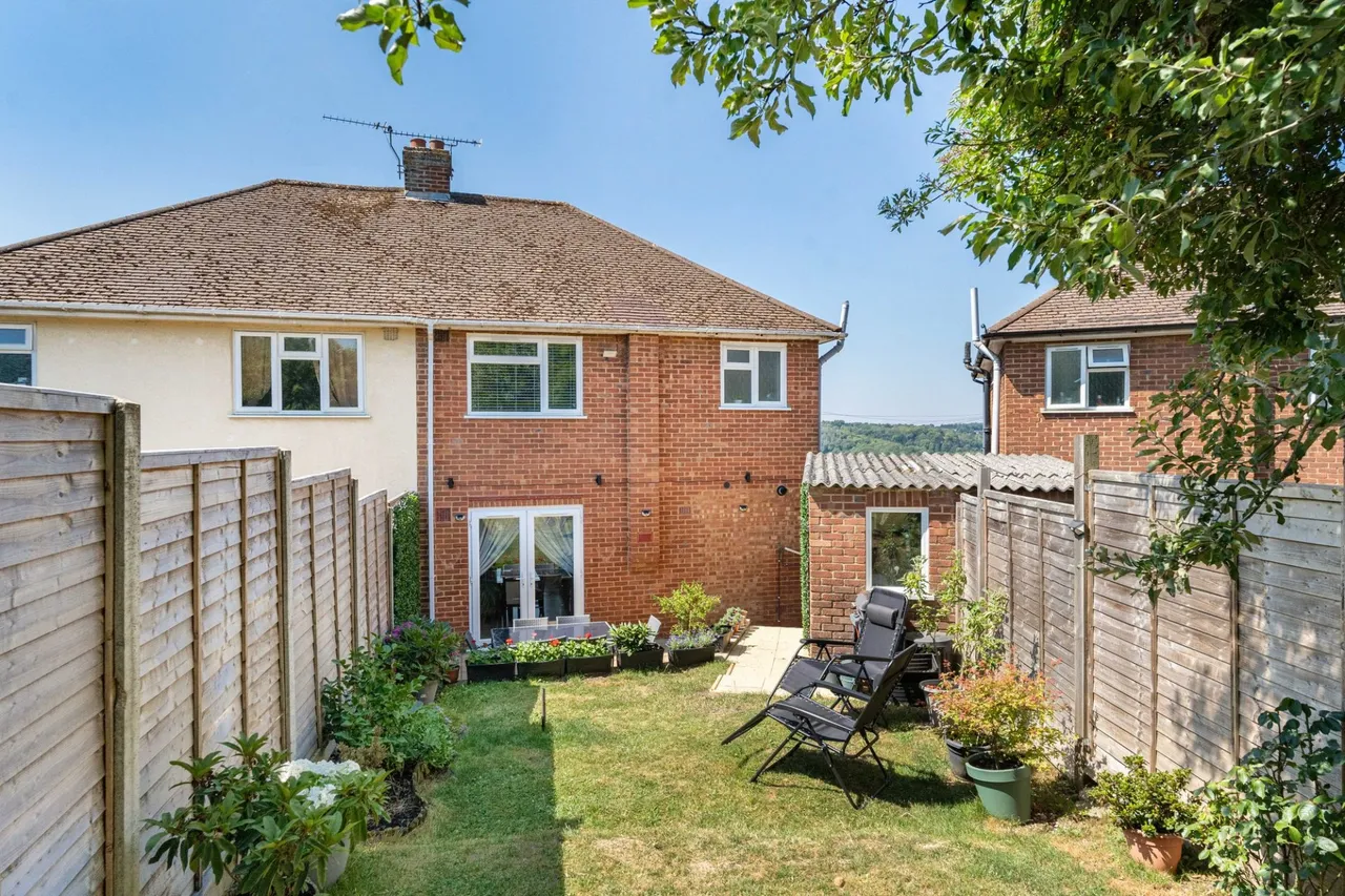 Hillary Road, High Wycombe, HP13, photo 17
