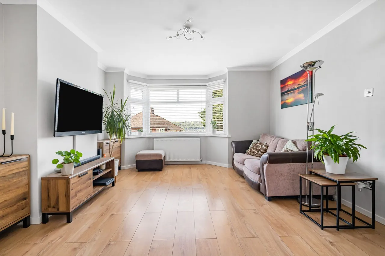 Hillary Road, High Wycombe, HP13, photo 3