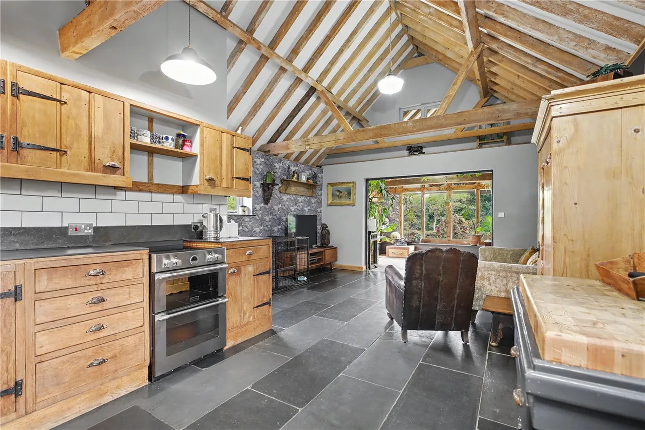 Hulver Road, Mutford, NR34, photo 9