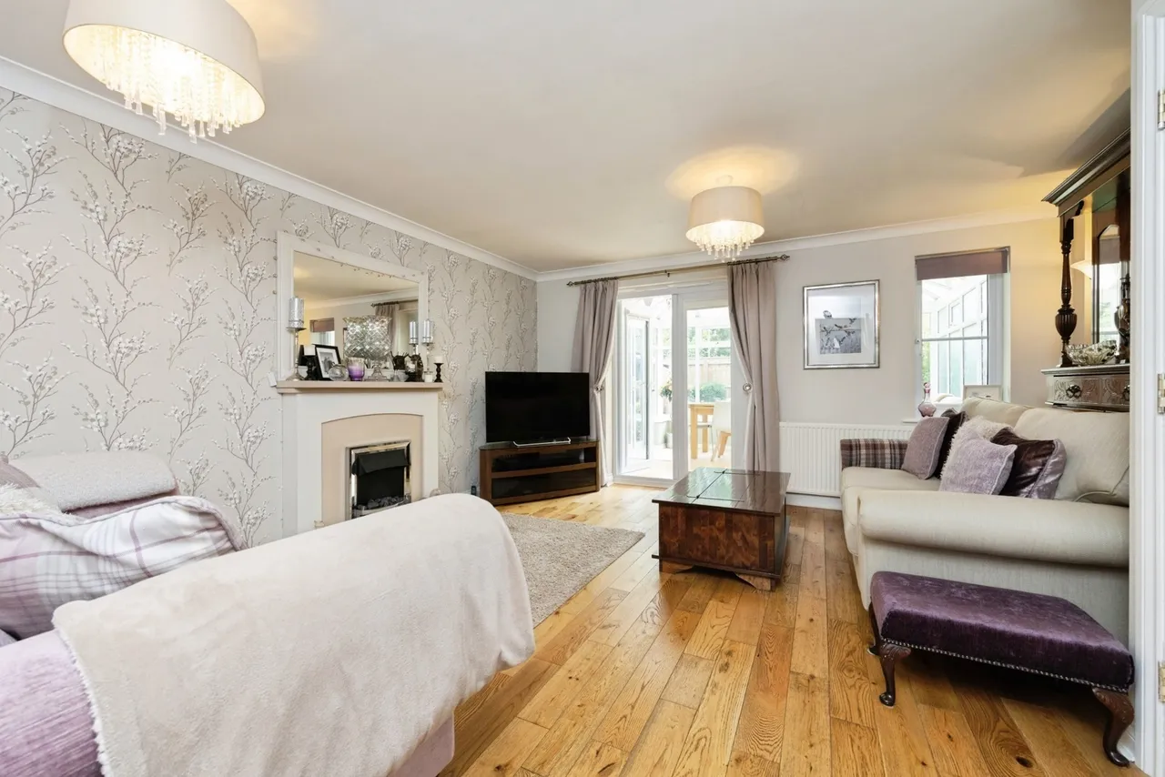 Ainderby Gardens, Northallerton, DL7, photo 5