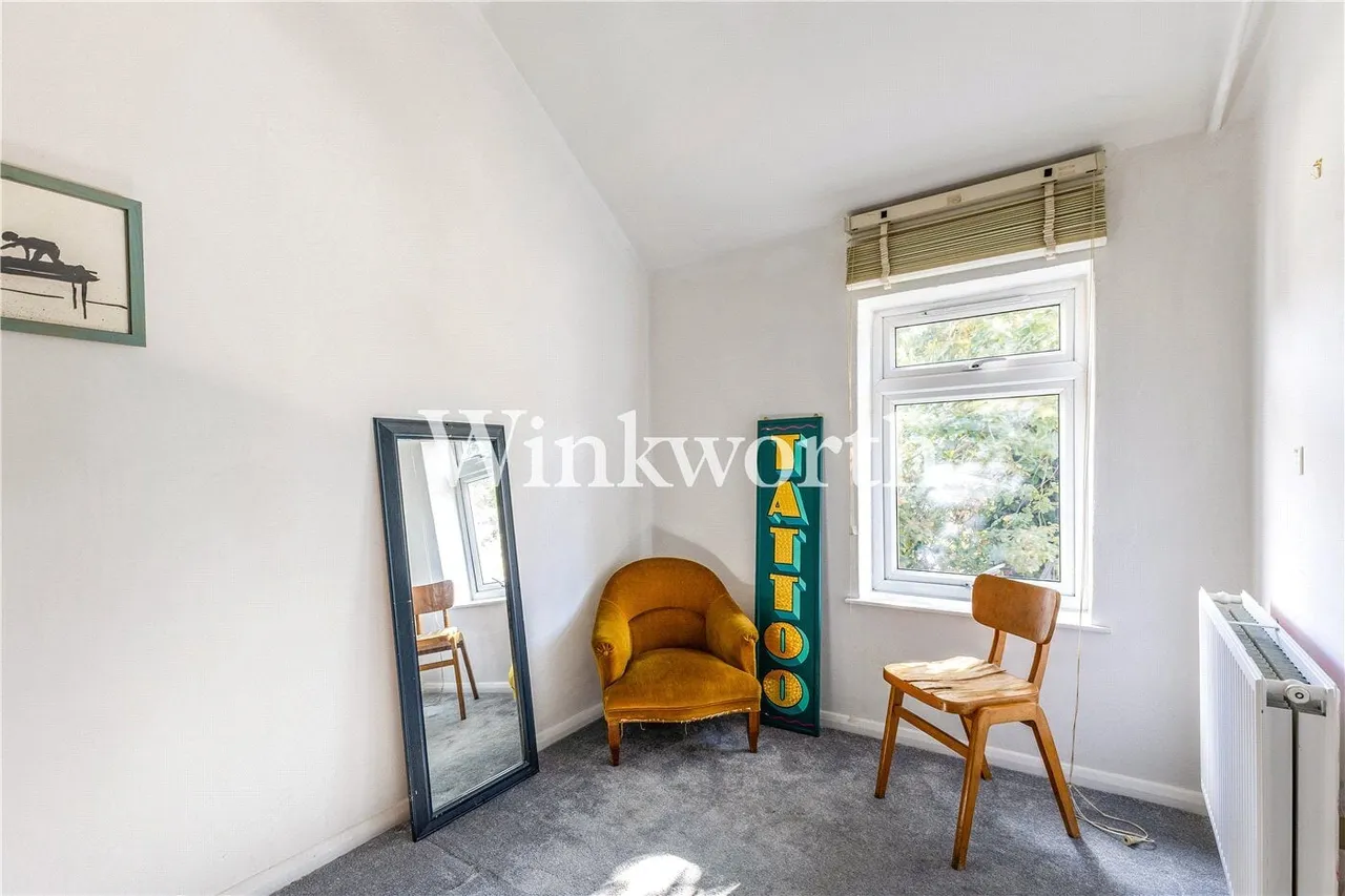 Mount Pleasant Road, London, N17, photo 15