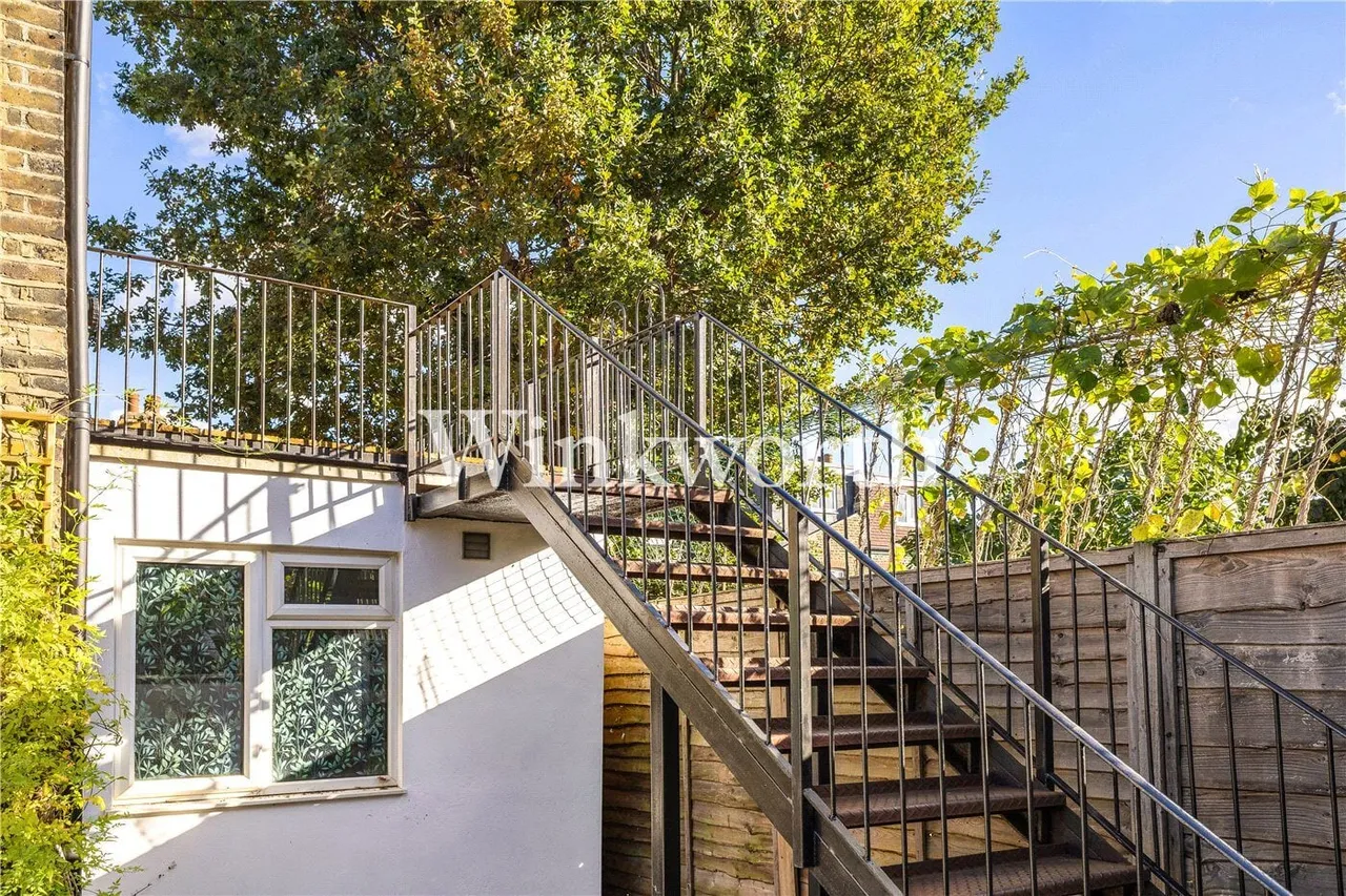 Mount Pleasant Road, London, N17, photo 19