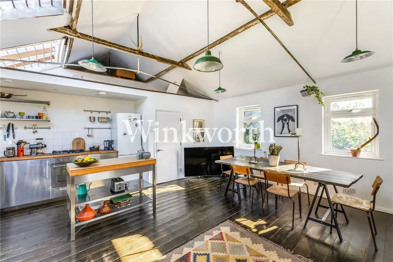 Mount Pleasant Road, London, N17, photo 9