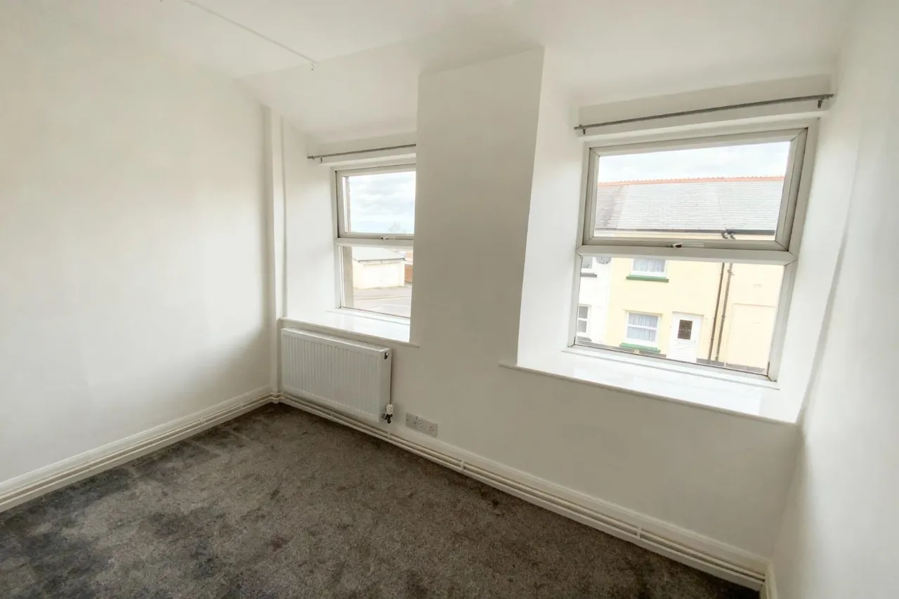 New Street, Torrington, photo 6