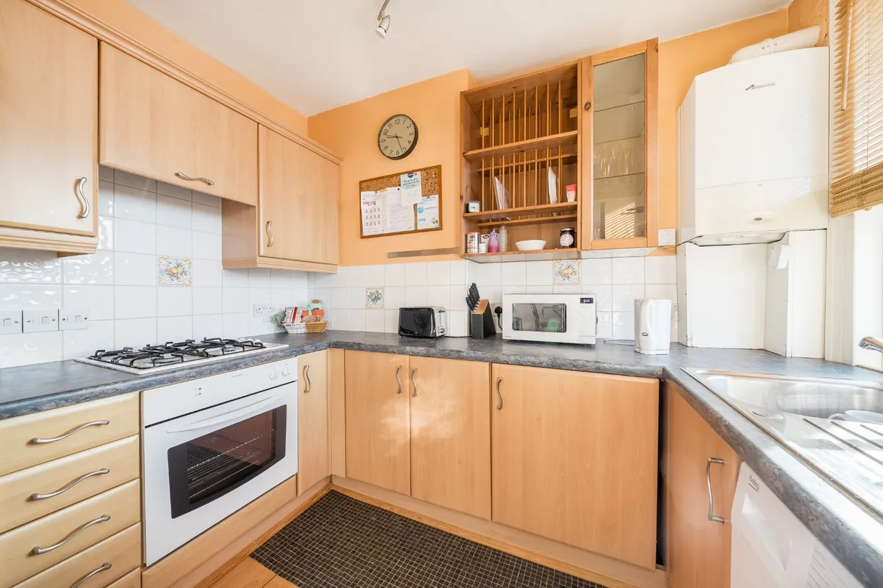 Kingston Road, Wimbledon, SW19, photo 3