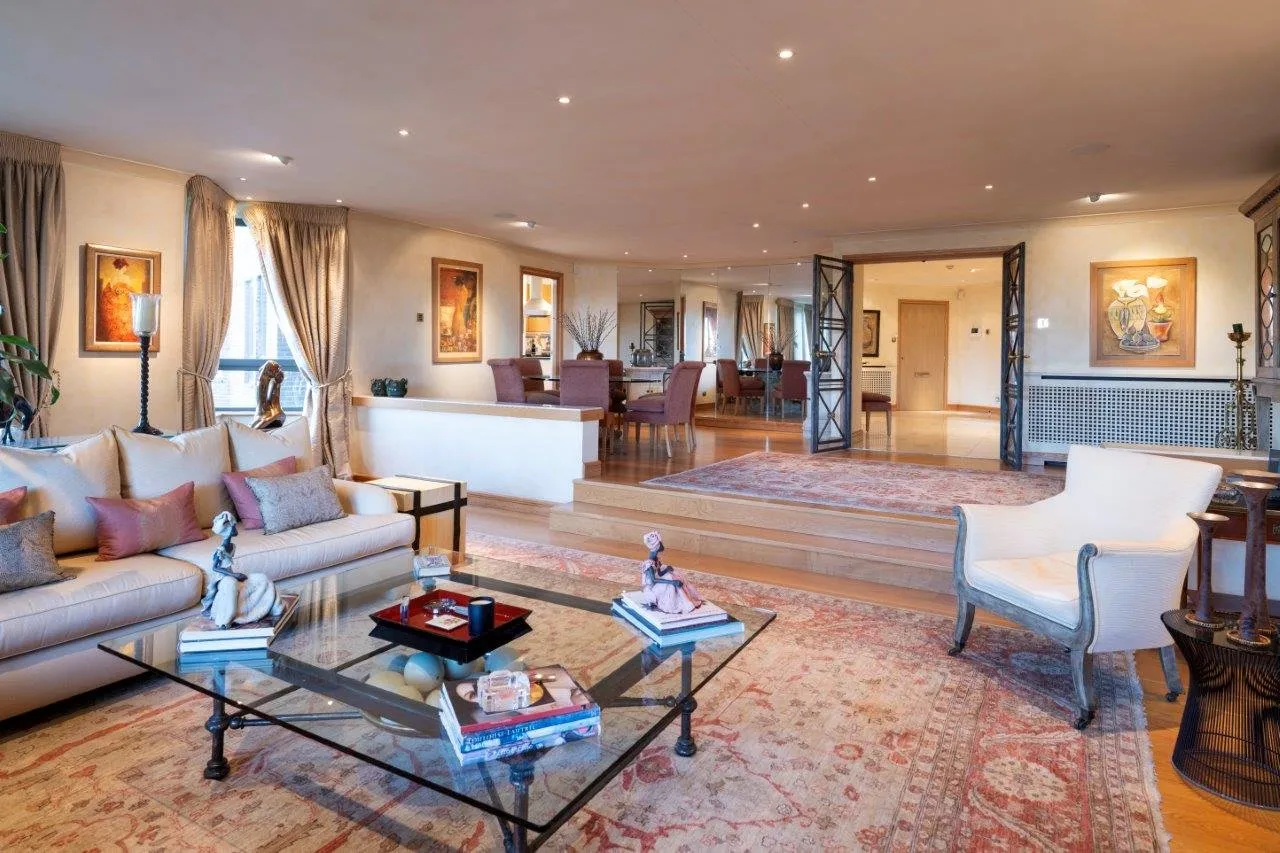 Summit Lodge, Lower Terrace, Hampstead, London, NW3 6RF, photo 2